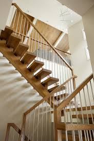We can mix glass stairs and metal stair parts with any timber, so you can design your staircase with freedom. White Oak Mono Stringer With Stainless Steel Spindles Modern Treppen Edmonton Von Specialized Stair And Rail Houzz