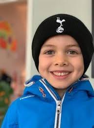 Pupils run to raise money for diabetic friend