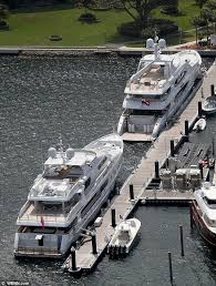 Elin Nordegren S Billionire Boyfriend Has A Bigger Yacht Than Her Ex Tiger Woods Mail Online Big Yachts Luxury Yachts Yacht