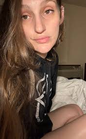 Brown eyed girl huh? 🤔….. 👀 🫣 🤩