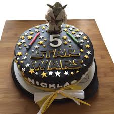Besten bilder, videos und sprüche und es kommen täglich neue lustige facebook bilder auf debeste.de. Star Wars Fondant Torte Motivtorte Geburtstags Kuchen Cake 3 Torte Kindergeburtstag Motivtorte Motivtorten