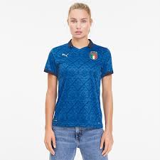 Sul sito ufficiale della puma è apparsa la seconda maglia, bianca come da tradizione, che indosseranno i giocatori del milan durante la prossima stagione. Maglia Italia Home Replica Donna Team Power Blue Peacoat Puma New Arrivals Puma Italia