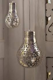 Hold Lace Over Lightbulb And Spray Paint It This Is Great For Parties Or Weddings Could Make Them Any Color Home Crafts Fun Crafts Crafty Diy