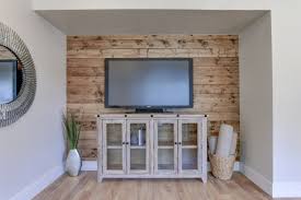 Adding a modern shiplap accent wall can add a unique spin to any living space, bedroom, or you can't go wrong with a shiplap accent wall especially if you like the farmhouse and rustic interior shiplap wood doesn't have to look boring. Pin On Livingroom