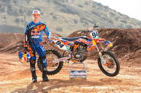After a few years of testing bikes individually, the team at da decided it was the right time to round up the the front end on the honda crf450r feels much improved in standard form over the 2013 model. A Close Up Infographic Look At Ken Roczen S Ktm 450 Sxf