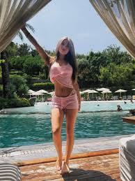 Слив Миланы Хаметовой — слитые фото и видео