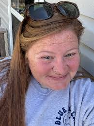 Melissa Dabbs's Instagram, Twitter & Facebook