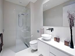 Top 60 Best White Bathroom Ideas Home Interior Designs Modern Small Bathrooms Bathroom Design Small Modern Modern Bathroom
