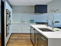 In A Kitchen Large Enough To Forego Upper Cabinets The Backsplash Become Kitchens Without Upper Cabinets Trendy Kitchen Backsplash Creative Kitchen Backsplash