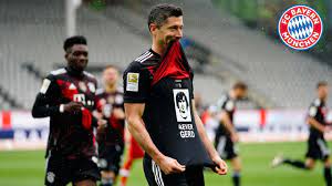 Gerd müller was the greatest striker there's ever been, and a fine person and character of world football, hainer said in a statement posted on the club's website. All 40 Bundesliga Goals From Robert Lewandowski And Gerd Muller Record Youtube
