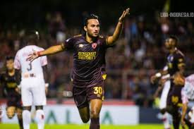Ezra walian didatangkan setelah tak memiliki klub. Ezra Walian Ingin Cetak Banyak Gol Buat Psm Di Musim 2020