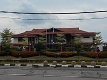 Vergleichen sie preise für züge, busse, fähren und flüge. Yong Peng Wikipedia