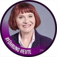 Edith Karl (@EdithKarl)