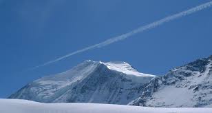 Note that climbing the bishorn from the turtmann hut requires a far longer glacier walk through sections with numerous crevasses. Bishorn 4153 M