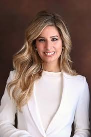 The Book of Dares: 100 Ways for Boys to Be Kind, Bold, and Brave: Bunch,  Ted, Teague, Anna Marie Johnson: 9780593302989: Amazon.com: Books