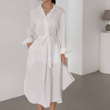 Trouvez la robe, la veste ou le petit top qui va bien pour votre réveillon ! Chemise Longue Blanche Femme Soiree Blanche