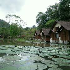 Lokasi bertempat di nur laman bestari,ulu yam,dan kami sambut mereka pada 1hb april 2011.program tersebut berlangsung selama 3 hari 2 malam dan pelbagai aktiviti sudahpun kami rancang.pengisian program tersebut sememangnya dipenuhi dengan aktiviti lasak sesuai objektif. Nur Laman Bestari Eco Resort Ulu Yam