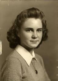 Jean Whipple's Instagram, Twitter & Facebook