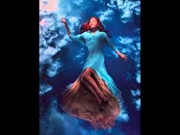 Tori Amos Winter S Carol From Midwinter Graces Album Youtube Tori amos · album · 2009 · 14 songs. youtube