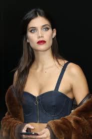 View sara pinto's profile on linkedin, the world's largest professional community. Sara Pinto Sampaio On Twitter Sara Sampaio After Show D Amp G Https T Co Ucjcx7qynh Twitter