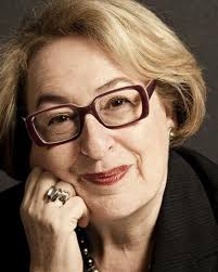 Gail Dexter Lord becomes officer in French Order of Arts and Letters