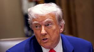 27-year-old bank employee killed in building explosion