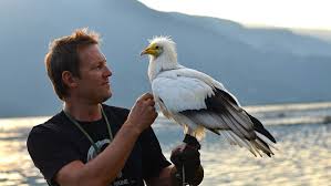 Find the perfect egyptian vulture stock photos and editorial news pictures from getty images. Parahawking With Vultures Though The Skies Of Nepal Cnn Travel