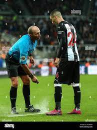 Newcastle, Tyne and Wear, UK. 6th Oct 2019. English Premier League  Football, Newcastle United versus Manchester United; Ref Mike Dean marks  out 10 yards for Miguel Almiron of Newcastle United for a