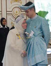 Senarai raja pemaisuri agong malaysia. 17 Kali Rawatan Baru Dapat Anakanda Pertama Raja Permaisuri Agong Imbas Kembali Usaha Untuk Hamil Pa Ma