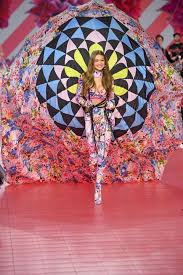 After announcing in late august that she would be walking the runway, gigi hadid shared today that she has, in fact, dropped out. See Gigi Hadid At The Victoria S Secret Fashion Show 2018