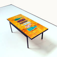 This is my ceramic tile coffee table, which i made from an ikea lack side table. Coffee Table With Straight Lines Ceramic Tiles Top 153806