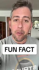 The more you know ⭐️ Joe spills the deets about Röhrl’s bass, played by  @Justin Goldner with funk fingers. #bass #bassguitar #bassist  #bassistsoftiktok #funkfingers #basshead #basstok #basslover