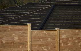 The experience gained in these 10 years has seen the product evolve significantly in order to stay ahead of ever changing customer needs and home trends. Laminata Laminated Timber Fencing By Fenceworks