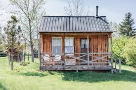Quite often, today's cottage homes are fashioned as a summer or secondary residence, ideal for waterfront or mountain living. 4 Free Diy Plans For Building A Tiny House