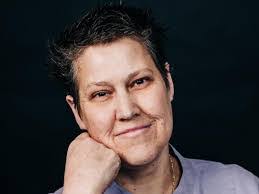 Ruth Boswell's Instagram, Twitter & Facebook