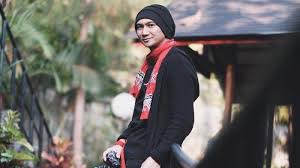 Sinopsis drama dia yang ku cinta. Chord Gitar Dan Lirik Lagu Dia Anji Kunci Dari C Oh Tuhan Ku Cinta Dia Ku Sayang Dia Rindu Dia Tribunnews Com Mobile