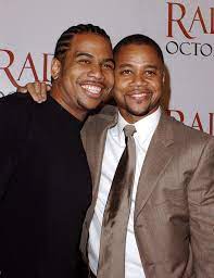Cuba, you are a content machine. Life On Twitter Rt Mustloverell Celebritiesonlyblackpeopleknow Cuba Gooding Jr S Brother But We Don T Know His Name Https T Co Tswuom7cov Omar