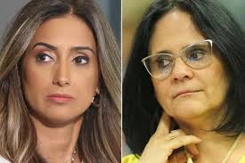 Damares tenta colar imagem a Bolsonaro em debate com Flávia Arruda no DF