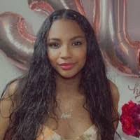 Kenisha Lee's Instagram, Twitter & Facebook