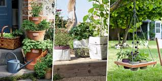 You have just found the right place about fabriquer salon de jardin avec palette. 16 Idees Pour Fabriquer Une Jardiniere Marie Claire