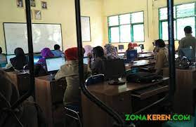 Ini cukup terbukti dengan kalau kemudian muncul isyu bahwa nantinya nilai ukg ini akan digunakan untuk memvonis. Latihan Soal Ukg 2021 Bahasa Indonesia Smk Terbaru Online Zonakeren Com