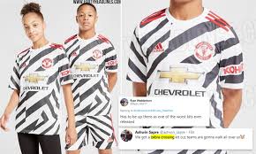 The legendary united is the greatest sports franchise planet earth has ever seen. Manchester United Fans Despair Over Leaked Images Of Zebra Crossing Third Kit Daily Mail Online