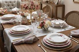 Bernardo Dan Anneler Gunu Ne Ozel 12 Kisilik Yemek Takimi Alana 89 Parca 12 Kisilik Catal Bicak Seti Hediyesinin Yaninda Anin Yemek Takimi Yemek Anneler Gunu