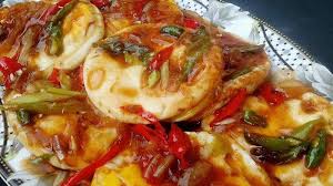 Daging udang yang memiliki rasa manis gurih membuat udang paling gampang diolah menjadi makanan atau masakan lezat ketimbang aneka seafood lainnya. Menu Sahur Resep Telur Ceplok Saus Asam Manis Kudapan Praktis Favorit Keluarga Di Rumah Tribun Travel