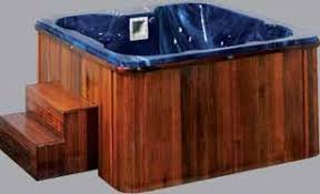 Da ein outdoor whirlpool mit einem herkömmlichen gartenschlauch gefüllt und entleert werden kann, ist ein sanitärer gebäudeanschluss. Spa Whirlpool Jacuzzi Outdoor Whirlpool Indoorpools 210x210cm 64 Super Jets Queenmary Badshop Baushop Bauhaus Sanitar Fliesen Badshop Sportbedarf Kuchen