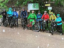Schneebiken In Freiburg Allahop Mtb Psychogruppe Borderlinetrail Schneeimmai Biken Emilimschnee Mitdenbeschden Awesomepix Tre Freiburg Mtb Instagram