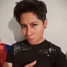 Patriotic Family Cup Game 🇺🇸 Kids and family play 4th of July table game  where they pick cups with prizes. Great American independence game.  Punishment under one cup. (for entertainment purposes only)