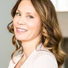 Yvonne Nagy's Instagram, Twitter & Facebook