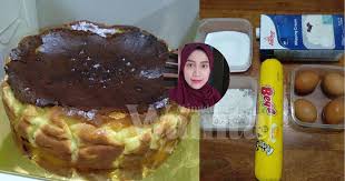 Dalam bekas lain pukul whipping cream. Basque Burnt Cheese Cake Ikut Sukatan Cawan Lebih Sedap Dimakan Sejuk