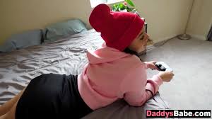 Sleazy stepdad asks stepdaughter for a blowjob - XNXX.COM